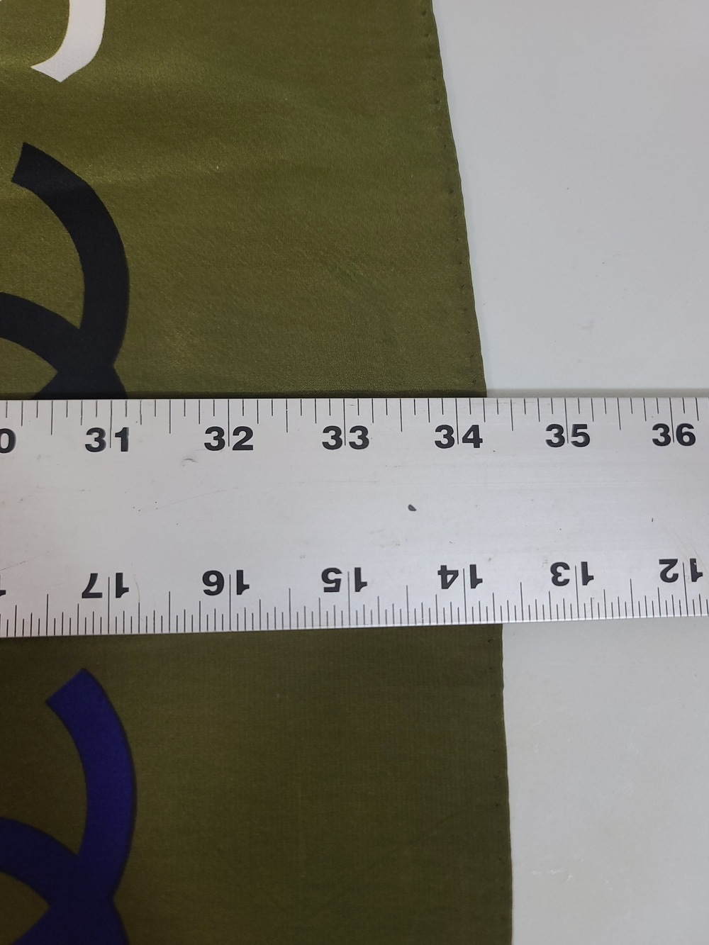 Chanel Scarf - Picture 8 of 10